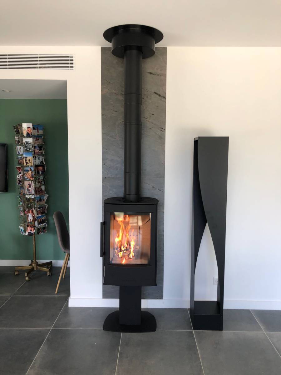 Transformation d'une vieille cheminée avec un insert moderne Apt dans le Vaucluse